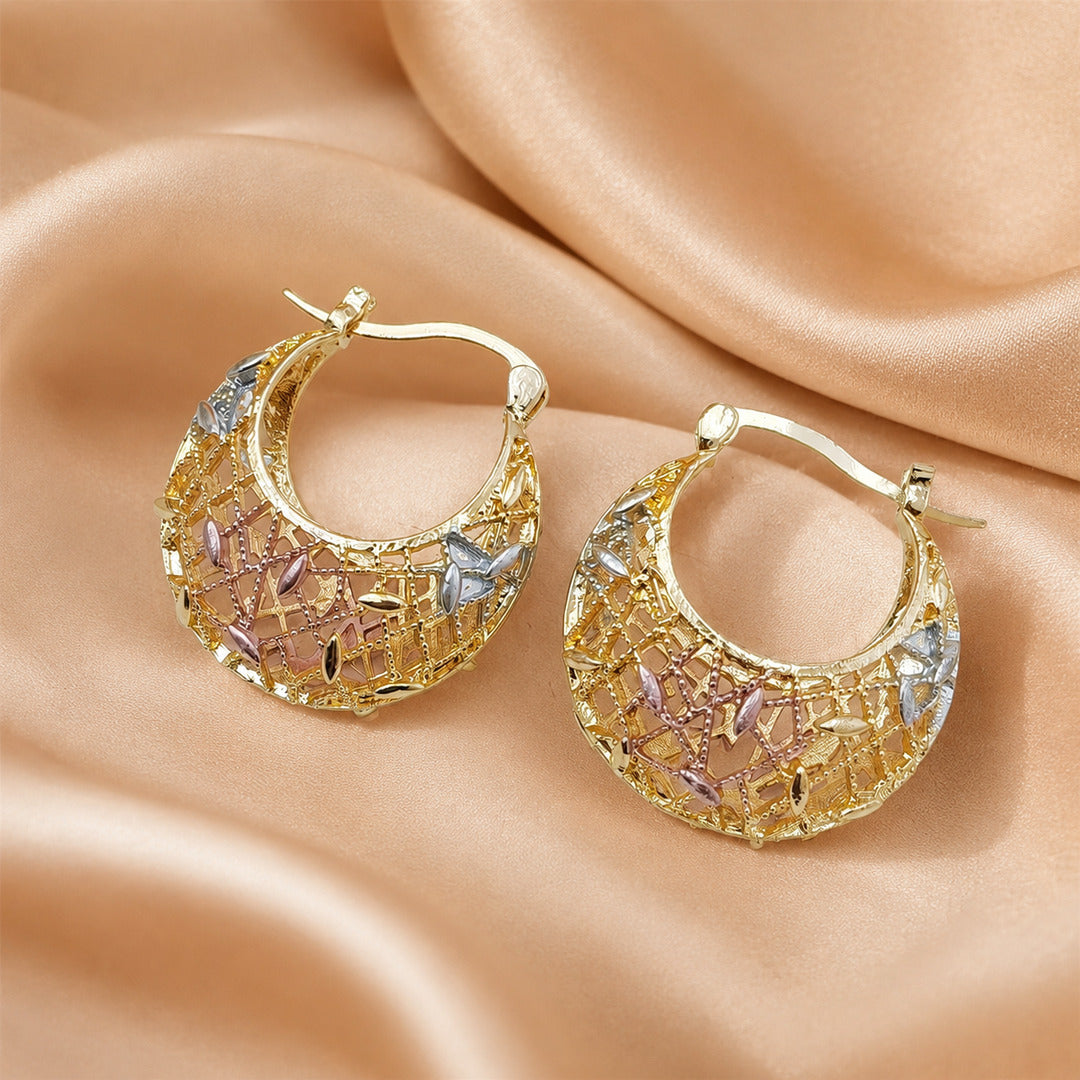 🌸 Vintage 14K Gold Flower Hoop Earrings