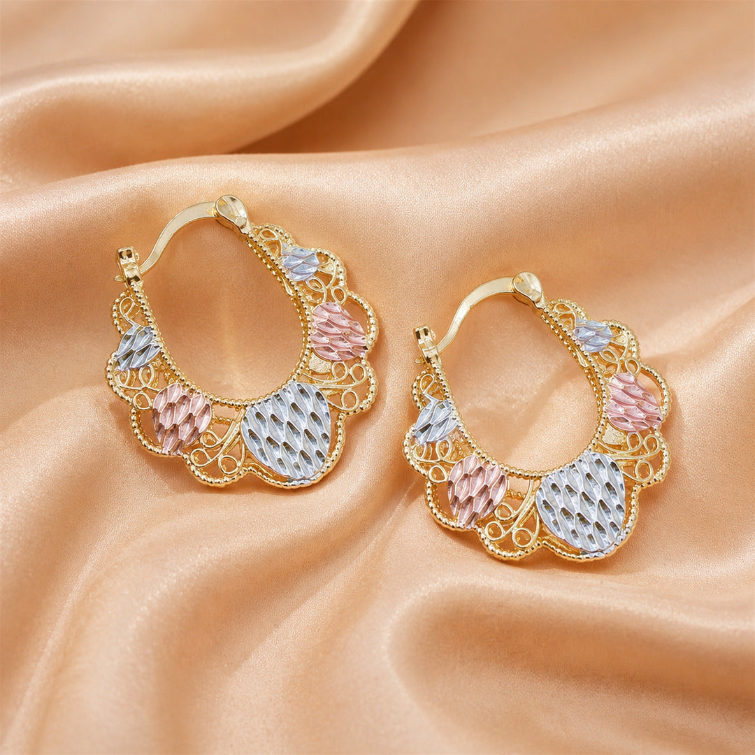 🌸 Vintage 14K Gold Flower Hoop Earrings