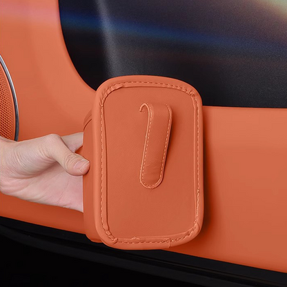 Leather Car Door Cup Holder – Wide‑mouth opening, easy reach for drinks & phone. Clip‑on secure fit. PU leather, tough & stylish. 🛡️✨